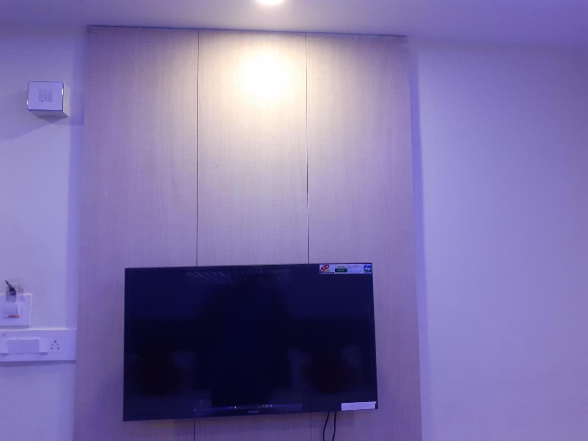 Hotel Delight Deluxe Pipra Dewas Экстерьер фото
