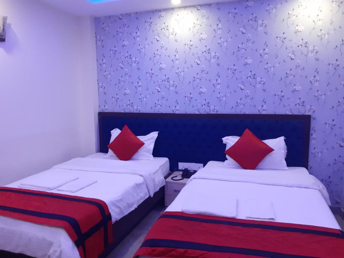 Hotel Delight Deluxe Pipra Dewas Экстерьер фото